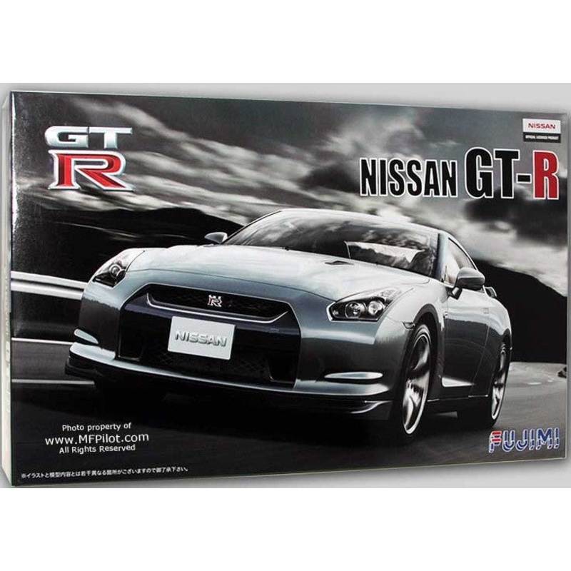 Fujimi 1:24 Nissan GT-R R35