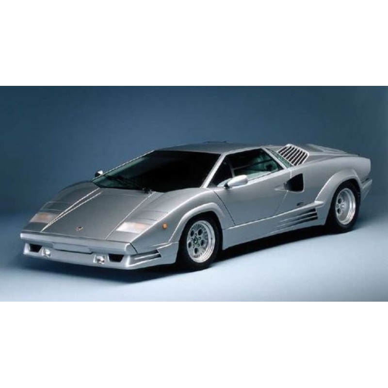 Italeri 1:24 Lamborghini Countach 25th Anniversary