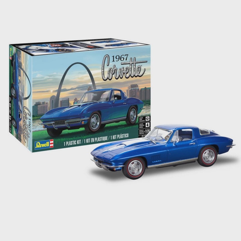 Revell 1:25 1967 Corvette Sting Ray Sport Coupe 2n1