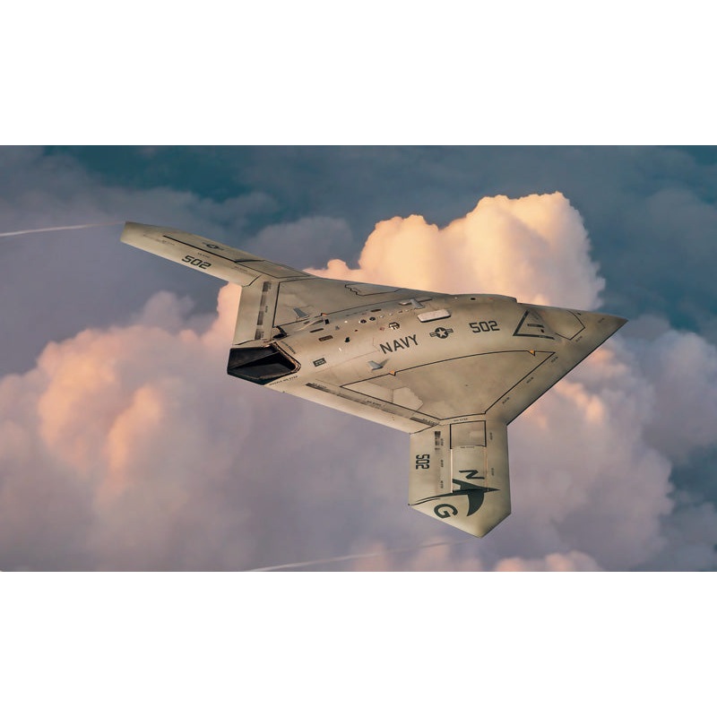 Italeri 1:72 X-47B Unmanned Combat A/C