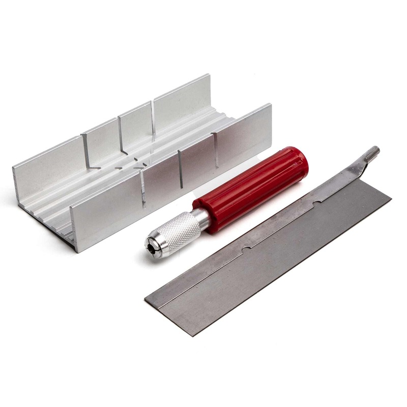 HOBBY ESSENTIALS HDXK0012 Mitre Box with Razor Saw