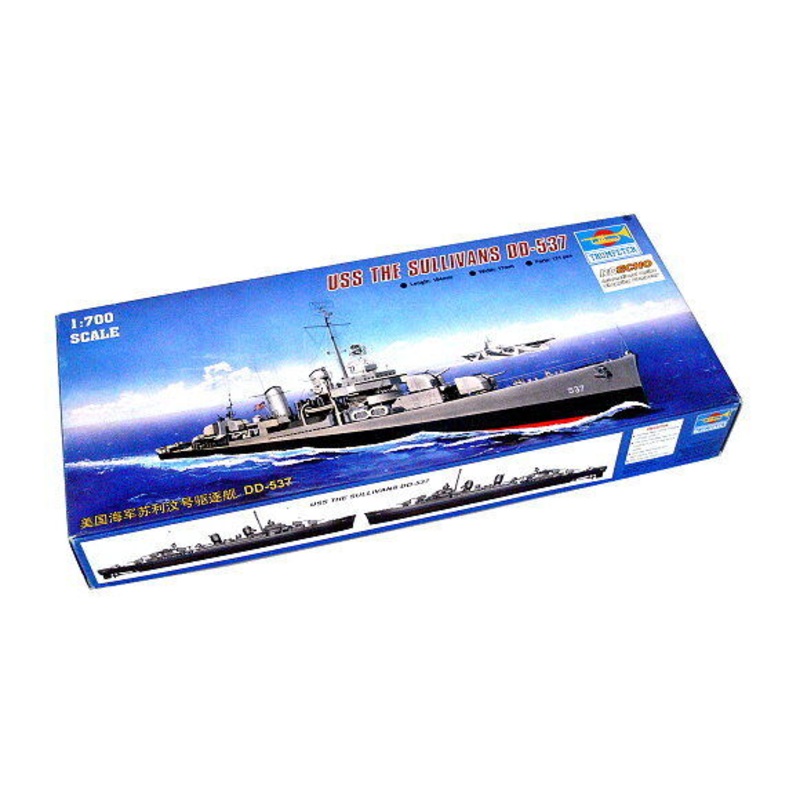 TRUMPETER 05731 1/700 USS The Sulliivans DD-537