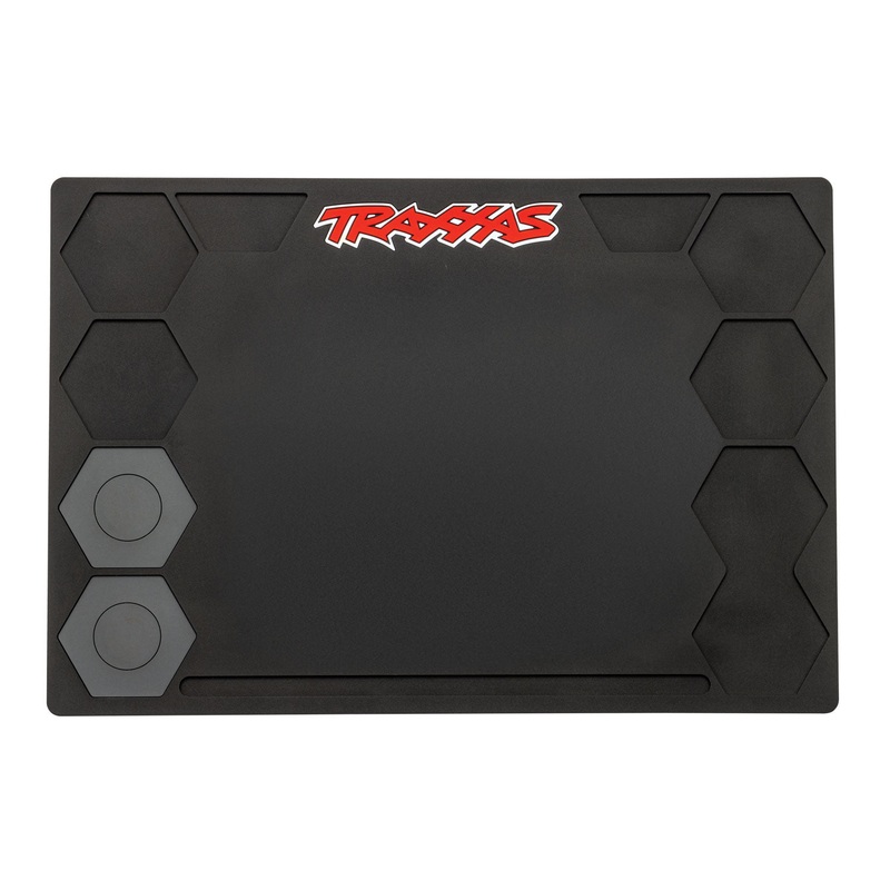 TRAXXAS 3424 Rubber Pit Mat 13x19