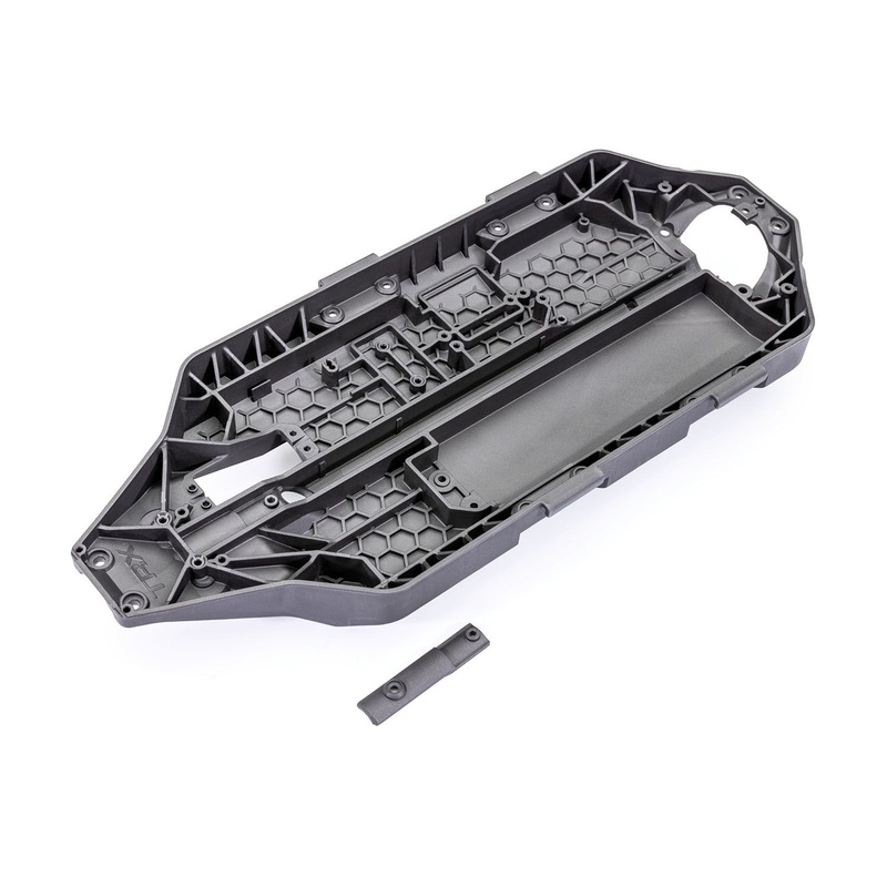 TRAXXAS 10122 Chassis/ adapter, center driveshaft cover