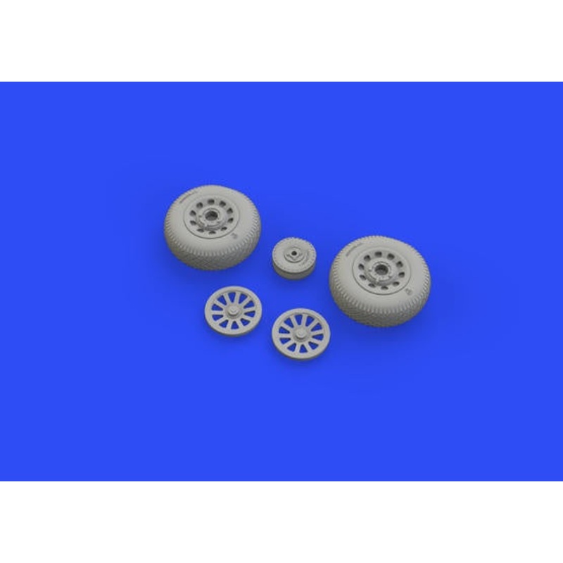 Eduard - 1/48 P-51D Wheels Pointed Cross Tread Brassin set (for Eduard) 648513