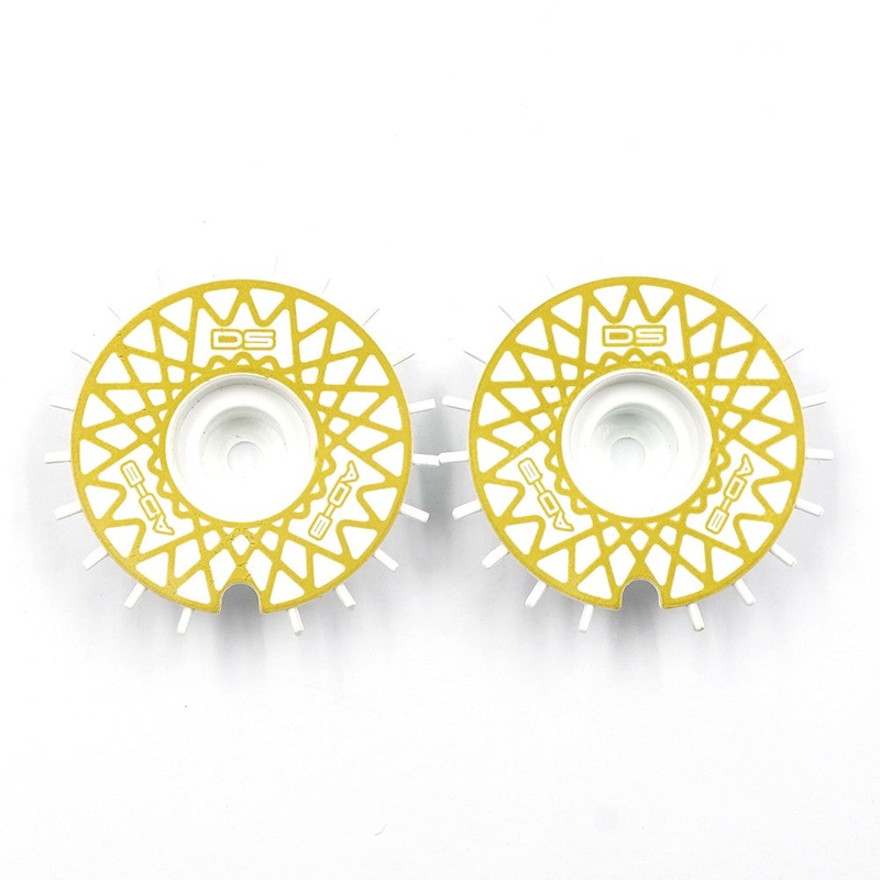 DS Racing - Aero Drift Wheel Cover Flat White/ Gold Mesh for 1/10 Scale (2 pcs)